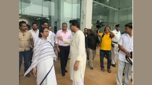 राज ठाकरेंनी घेतली ममता दीदींची भेट, ईव्हीएमविरोधील लढ्यात येणार एकत्र?